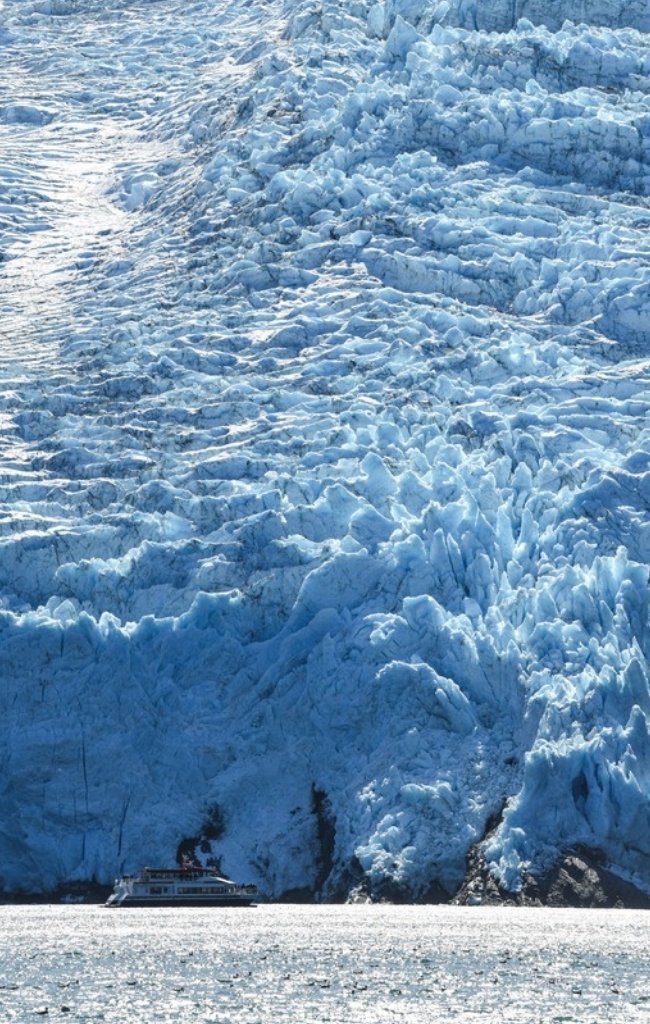 A tour boat below Blackstone Glacier