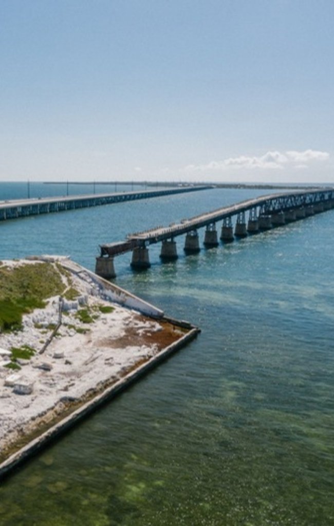 The old and new Seven Mile Bridges crossing turquoise water in the Florida Keys
