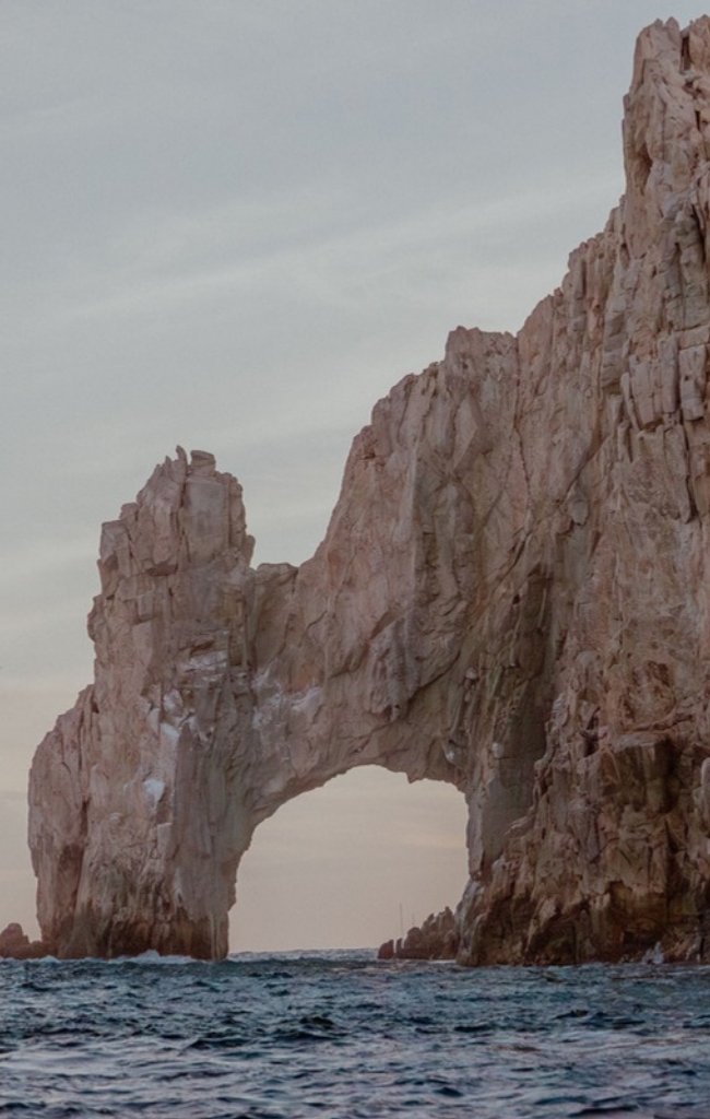 The rock arch of El Arco at Land's End