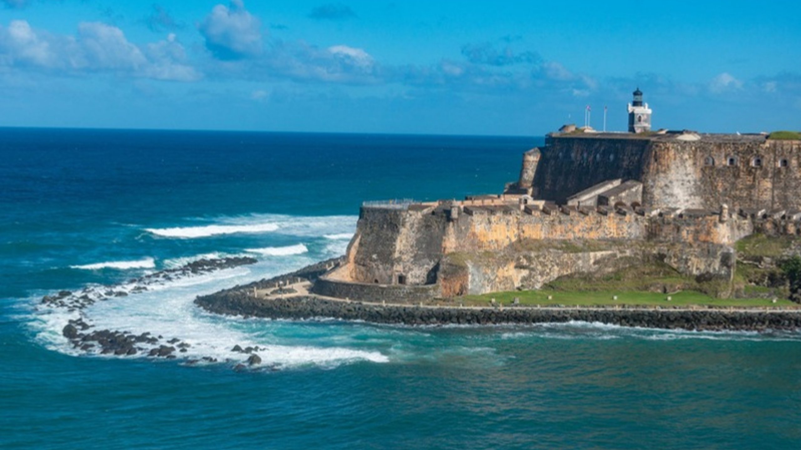 El Morro fortress above the turquoise sea in Old San Juan
